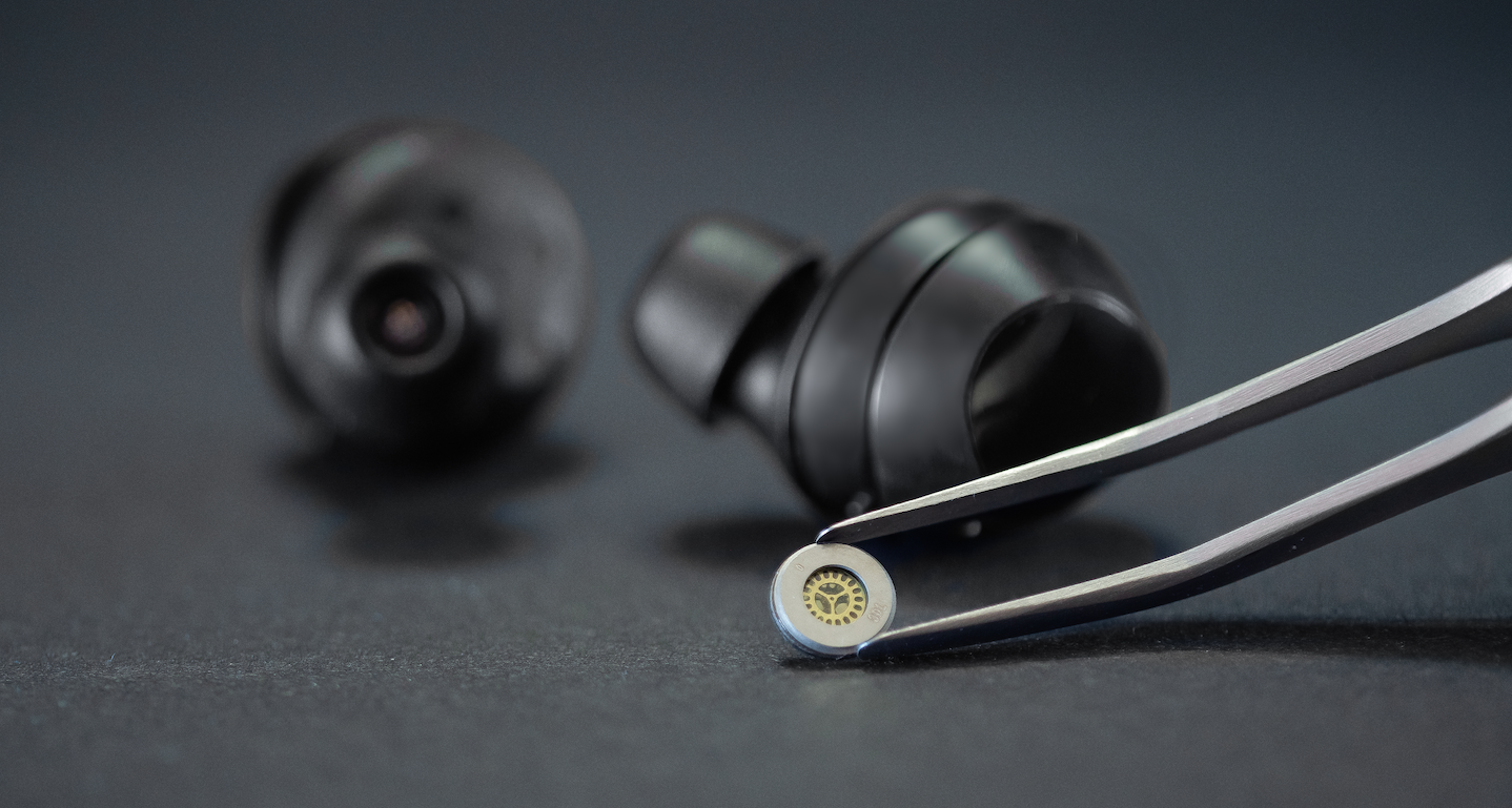 USound second generation MEMS speaker with TWS earphones